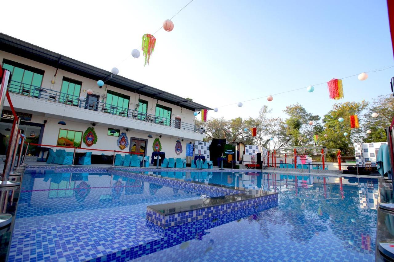 Maharaja The Royal Resort ターネー エクステリア 写真