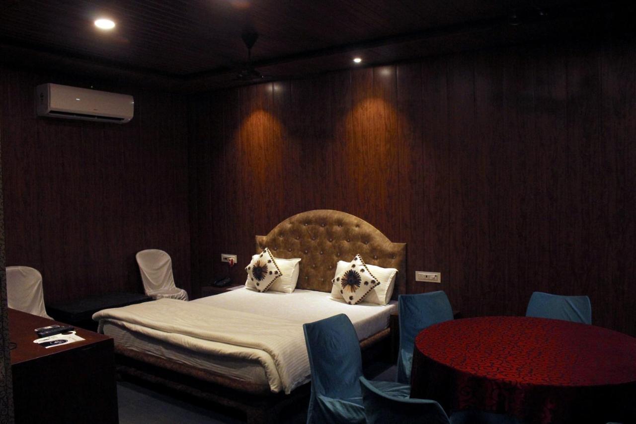 Maharaja The Royal Resort ターネー エクステリア 写真