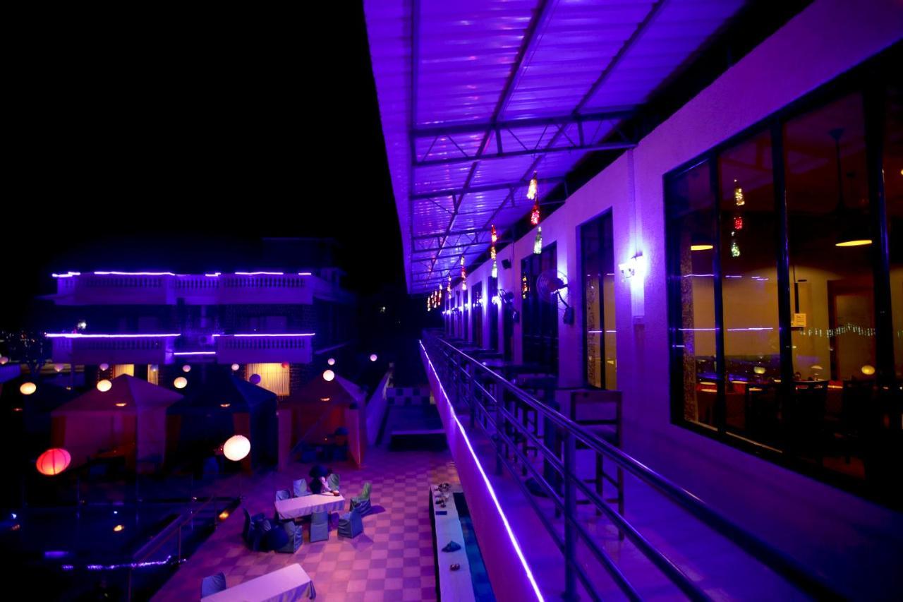 Maharaja The Royal Resort ターネー エクステリア 写真
